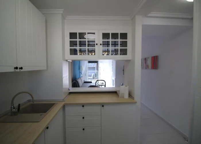 En Elvira Aq-116 * Torrevieja